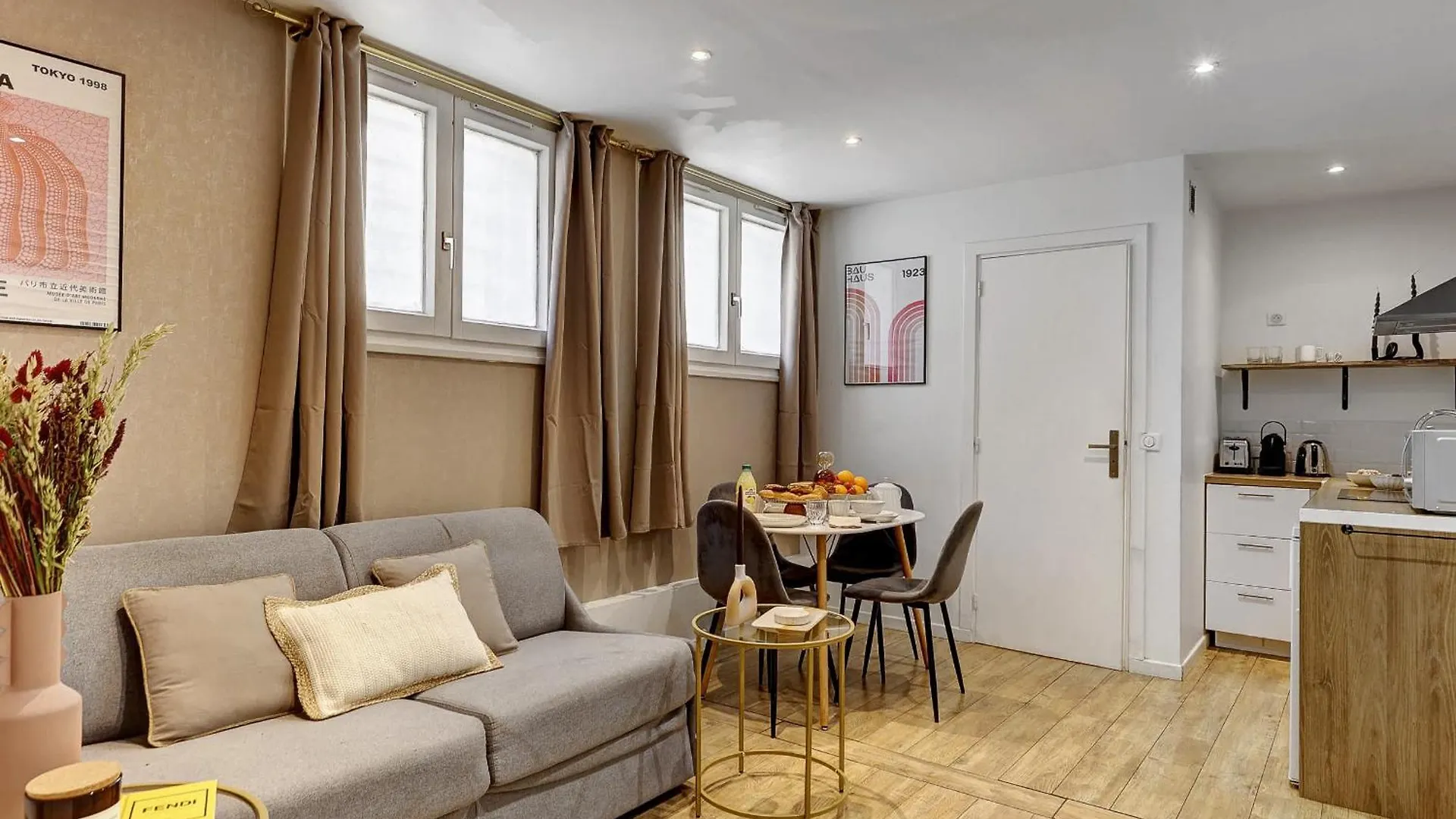 Charme Parisien Pres Des Buttes-Chaumont Appartement
